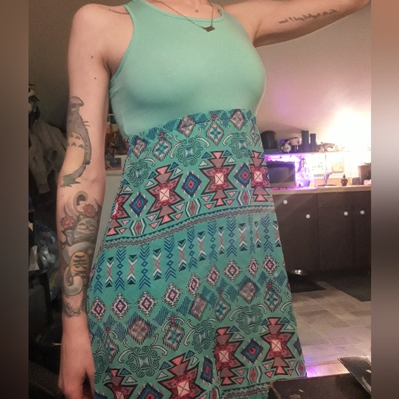 Teal tribal halter flowly dress - Picture 4 of 9